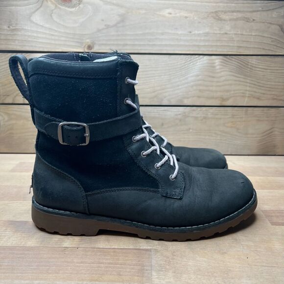 UGG Australia Shoes - Womens UGG KOREN Black Leather Buckle Boots Size 6